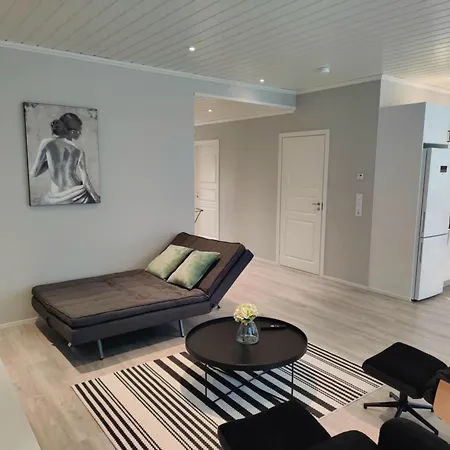 Lena - Brand New - Modern & Cozy In Naerpes - Built In 2023 * Narpio